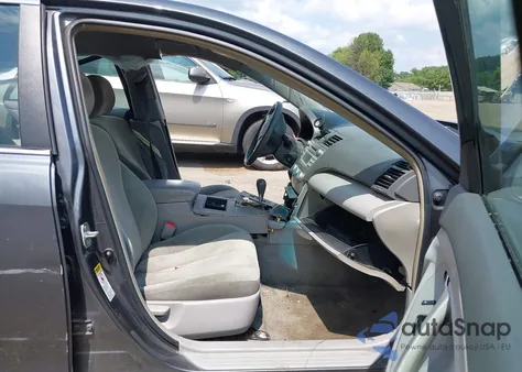 2009 Toyota Camry Le z USA, uszkodzony, nr VIN 4T1BE46K39U817989